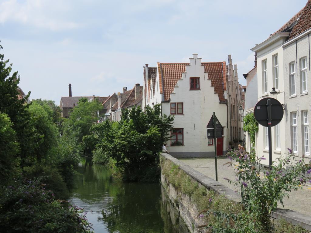 B&B De Goede 13 Bruges Extérieur photo